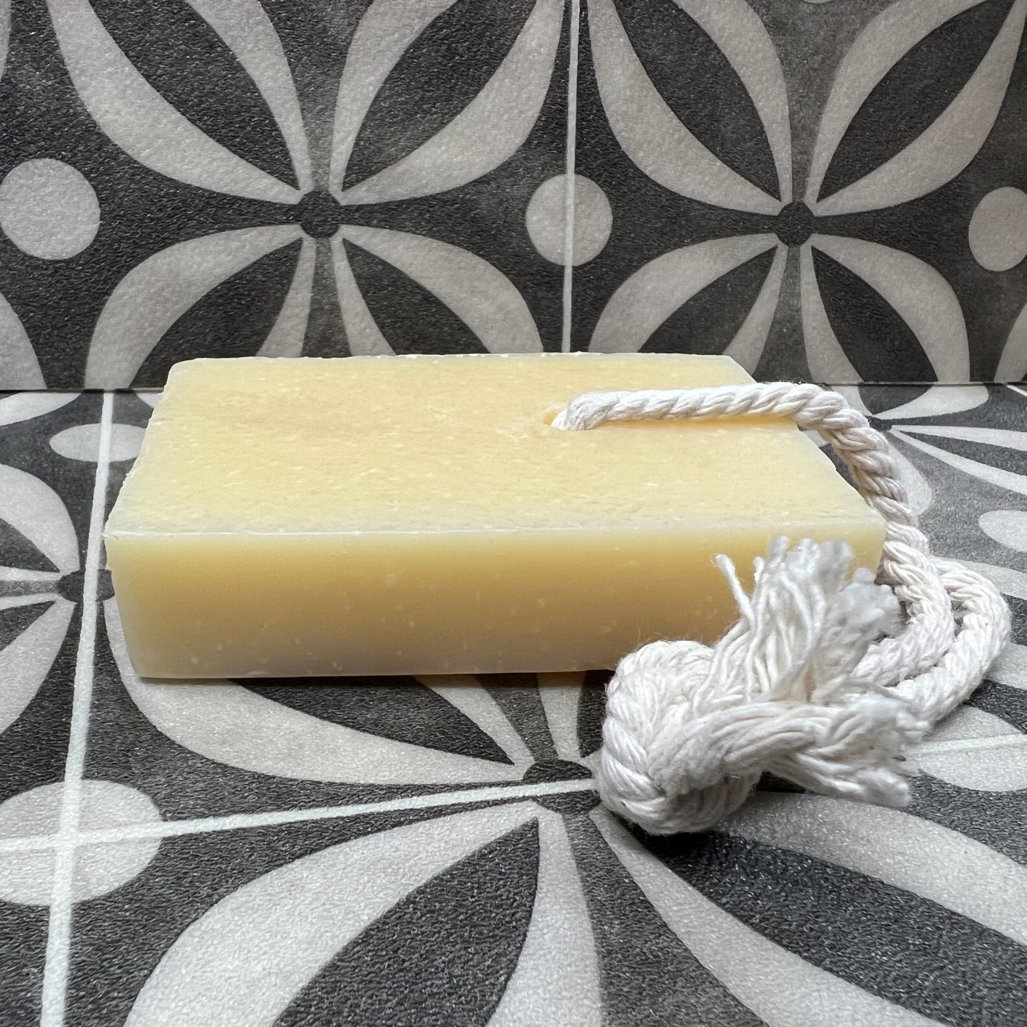 The Doggy Deli Eucalyptus, Lemon & Mint Natural Dog Shampoo Soap Bar
