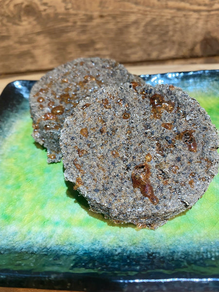 White Fish Jerky & Seaweed Burgers (2pcs)